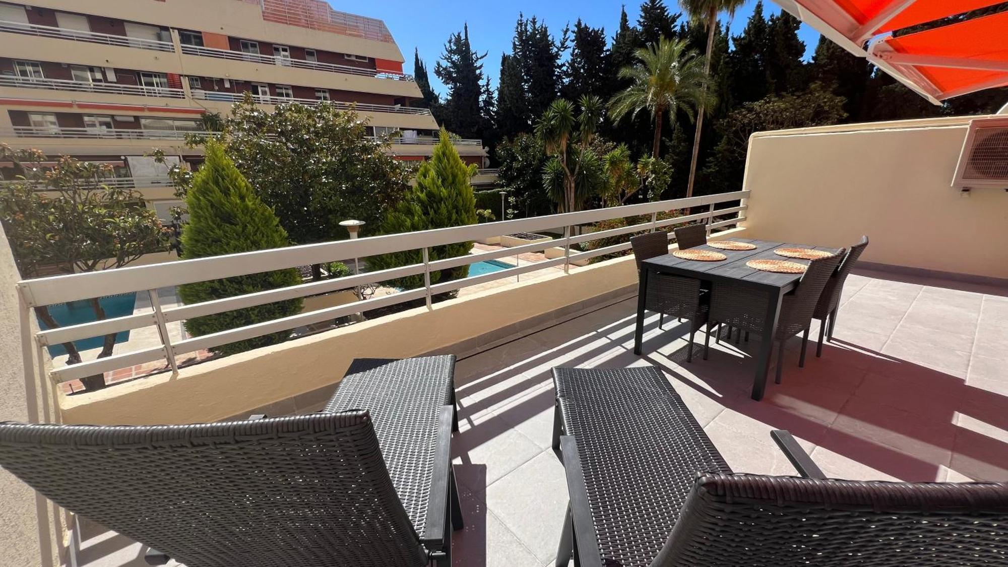 Apartamento Al Parque Marbella, Cerca De Mar Y Centro De Marbella Dış mekan fotoğraf